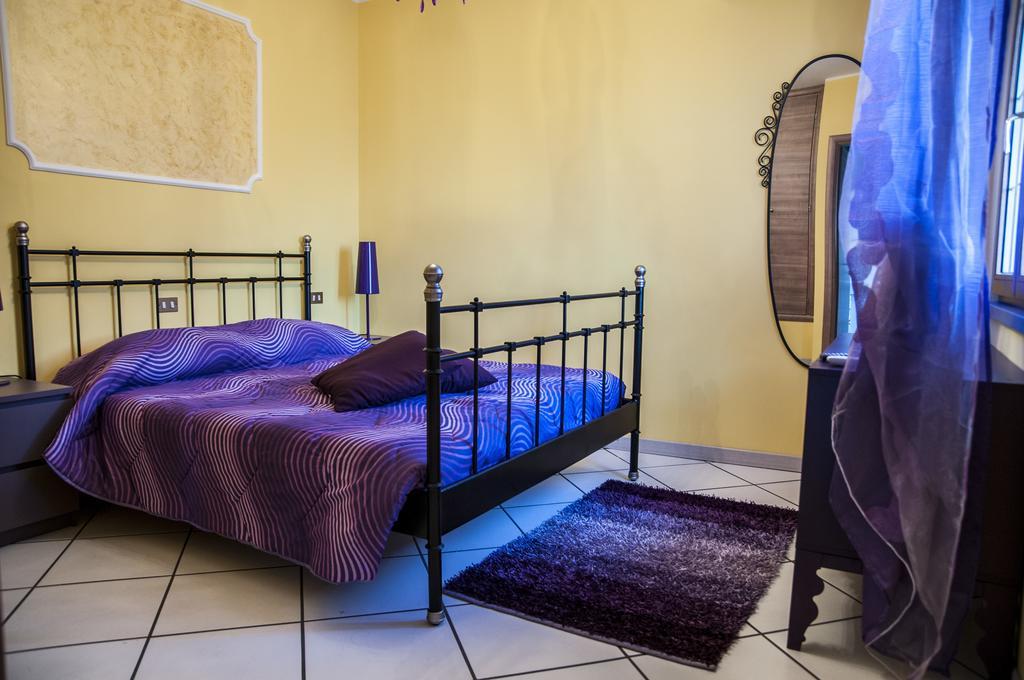 Casale Delle Rose B&B Fattoria Montepagano Habitación foto
